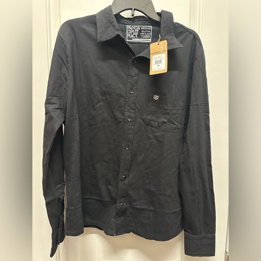 NWT Panda Diplomacy Men’s Black Button Down Oxford Shirt Size M
